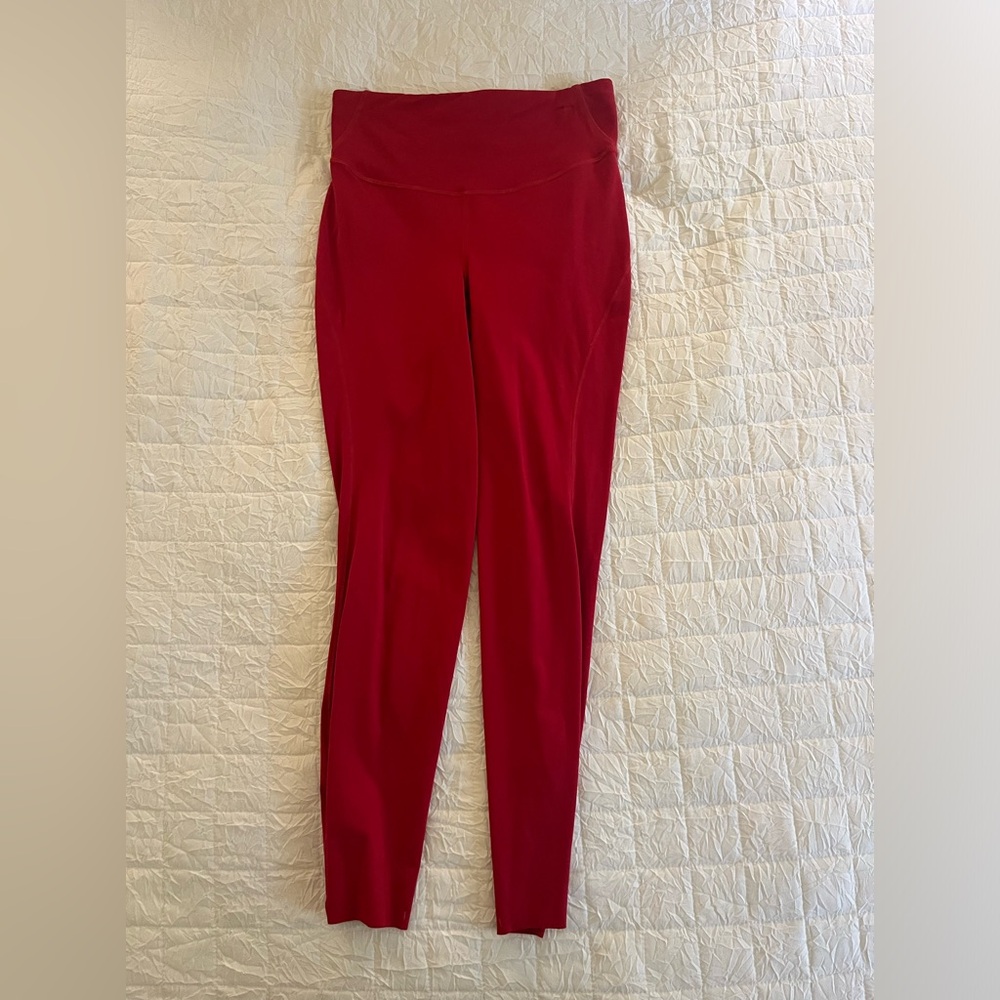 Lulu base pace leggings